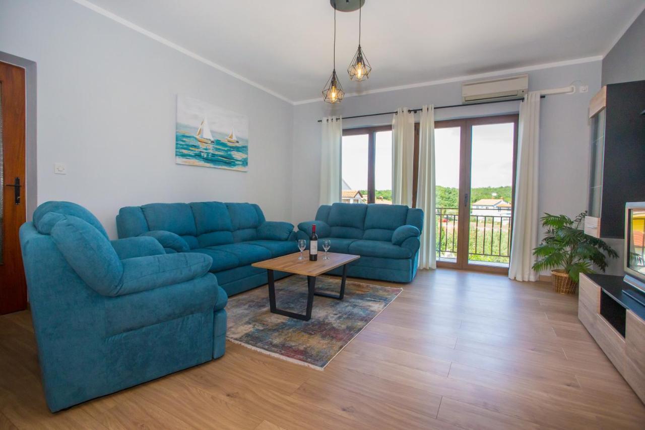 פורץ Apartment Anna מראה חיצוני תמונה