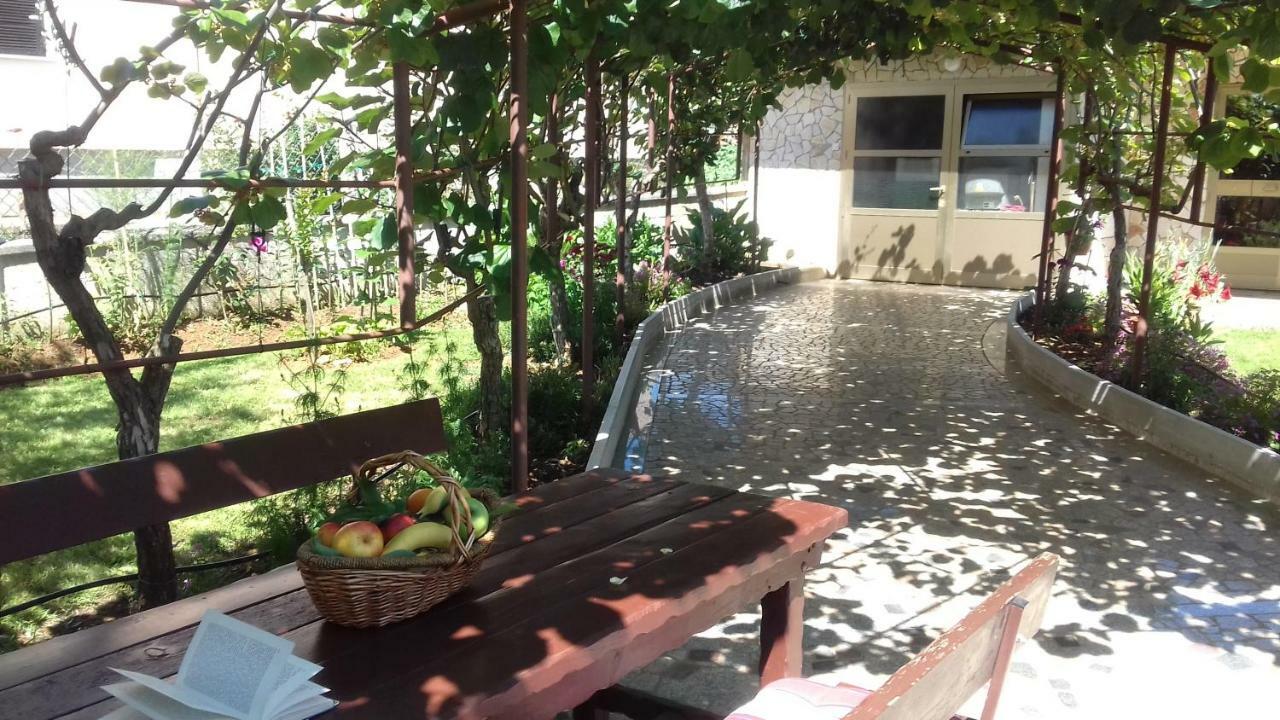 פורץ Apartment Anna מראה חיצוני תמונה